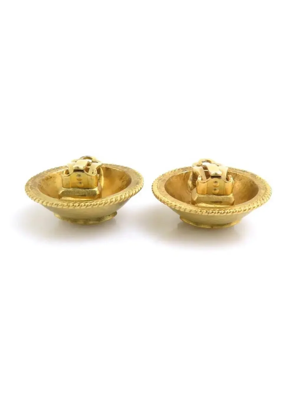 Auth Chanel Vintage Cc Logo Clip On #306950C32B